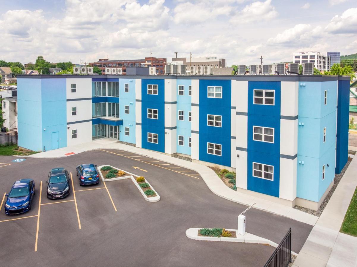 Grand Monarch! Best For Extended Stays! Johnson City Екстер'єр фото